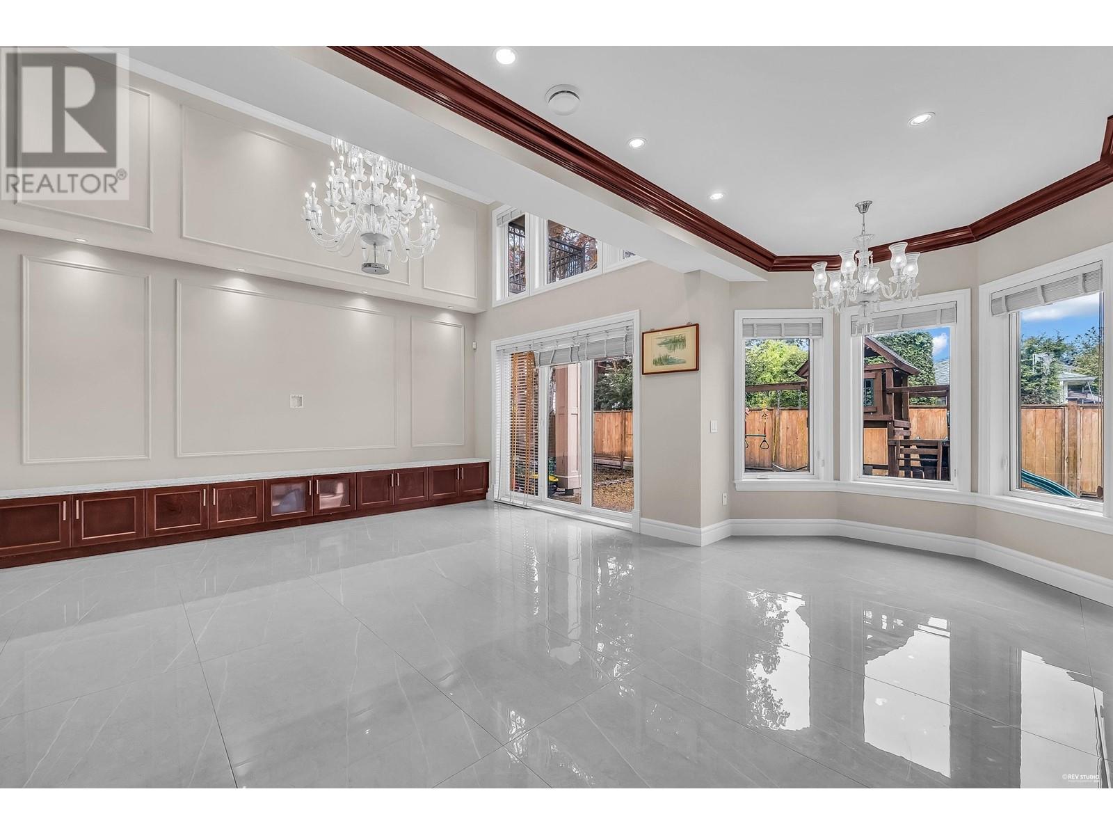 Listing Picture 18 of 39 : 8380 MOWBRAY ROAD, Richmond / 烈治文 - 魯藝地產 Yvonne Lu Group - MLS Medallion Club Member