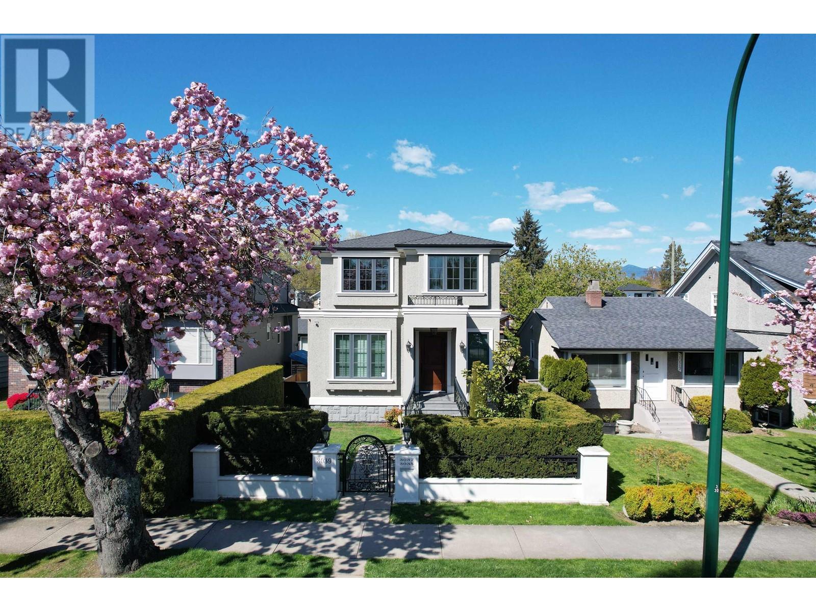 Listing Picture 38 of 40 : 3039 W 16TH AVENUE, Vancouver / 溫哥華 - 魯藝地產 Yvonne Lu Group - MLS Medallion Club Member