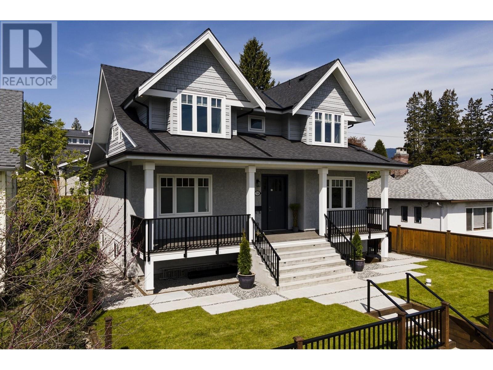 <h3>$2,998,000</h3><p>748 E 4th Street, North Vancouver, British Columbia</p>