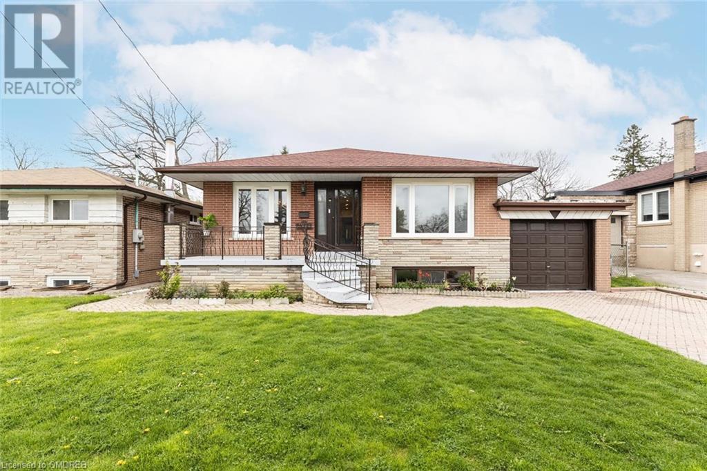 253 Thistledown Boulevard, Toronto, Ontario  M9V 1K6 - Photo 2 - 40581027