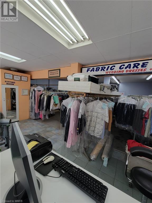 4994 Dundas Street, Toronto, Ontario  M9A 1B8 - Photo 5 - 40402673