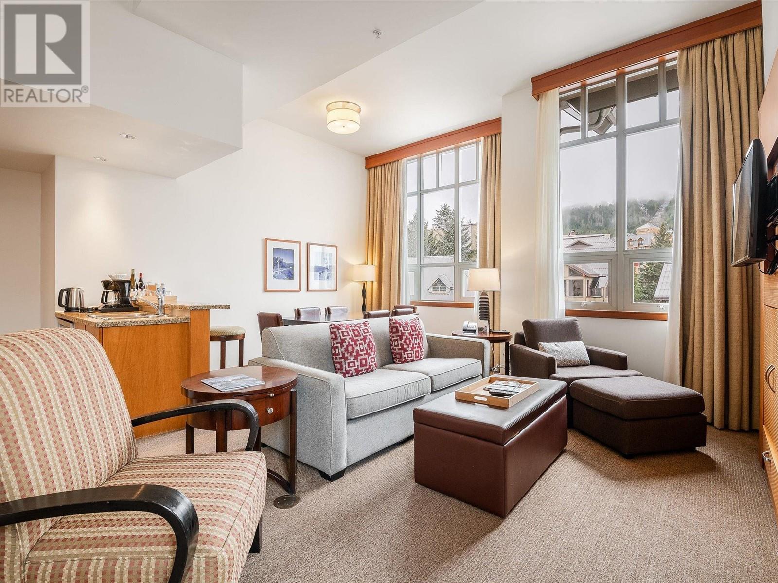 4407 4299 Blackcomb Way, Whistler, British Columbia  V8E 0X3 - Photo 4 - R2877660