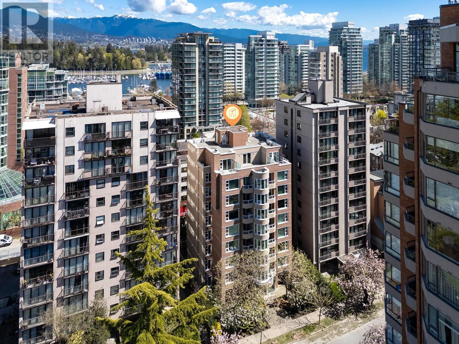 Listing Picture 6 of 29 : 203 1845 ROBSON STREET, Vancouver / 溫哥華 - 魯藝地產 Yvonne Lu Group - MLS Medallion Club Member