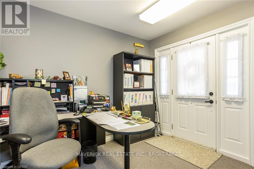 3608 Concession Drive, Southwest Middlesex, Ontario  N0L 1M0 - Photo 19 - X8283410