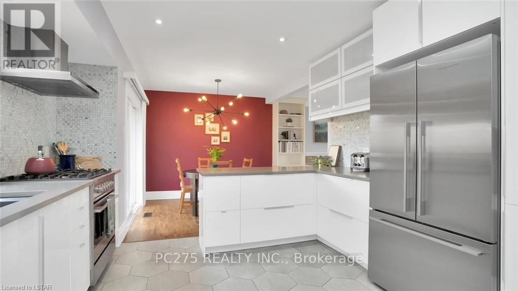 74 Larkspur Cres, London, Ontario  N6H 3R2 - Photo 15 - X8283596