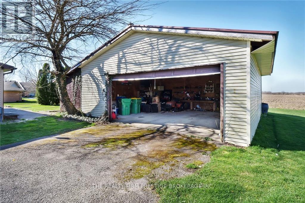 22003 Melbourne Rd, Strathroy-Caradoc, Ontario  N0L 1T0 - Photo 17 - X8283698