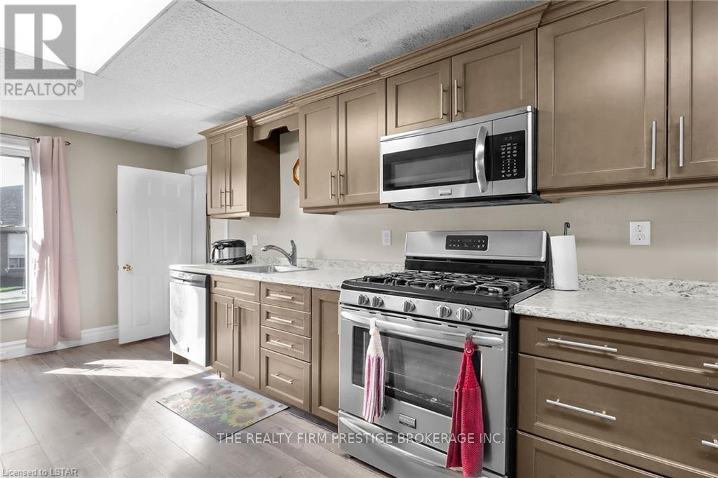 22003 Melbourne Rd, Strathroy-Caradoc, Ontario  N0L 1T0 - Photo 6 - X8283698