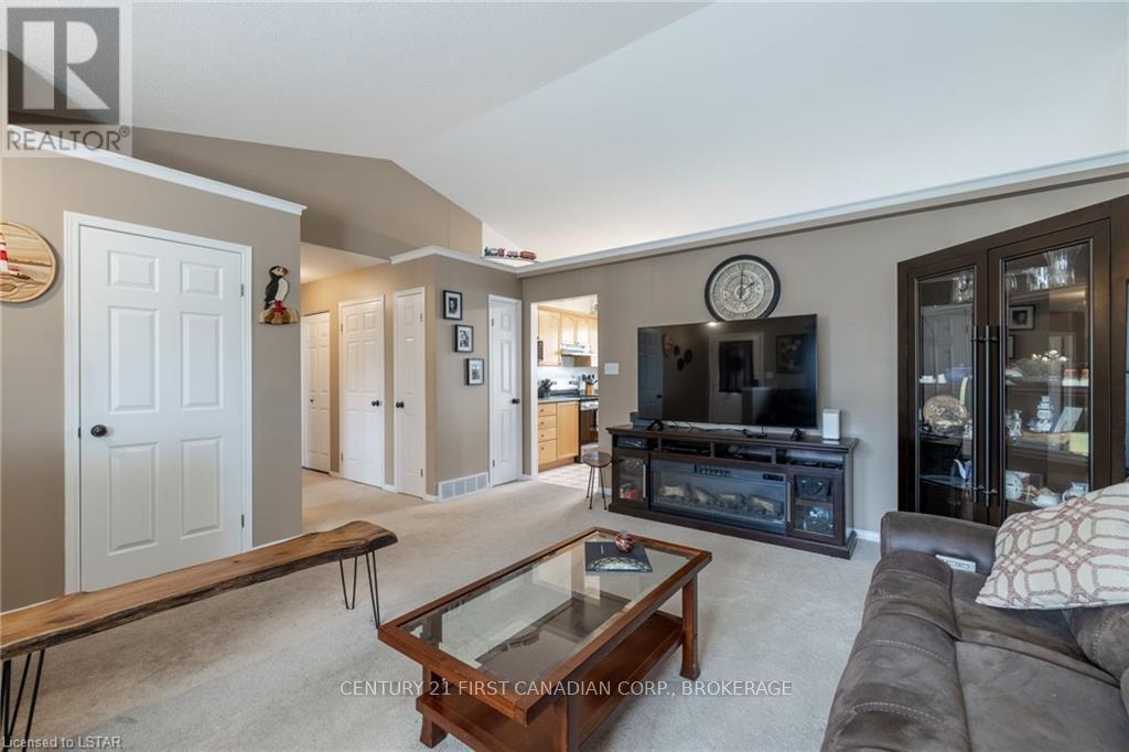 #20 -335 Lighthouse Rd, London, Ontario  N6M 1J8 - Photo 5 - X8283846