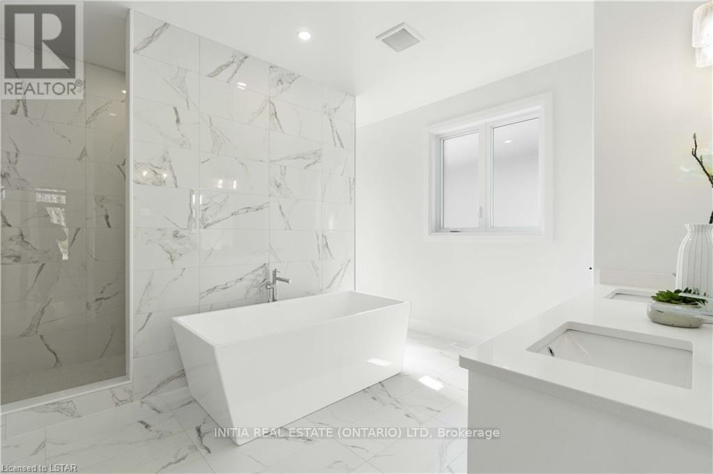 184 Sandpiper Dr, Sarnia, Ontario  N7S 0E7 - Photo 17 - X8287270