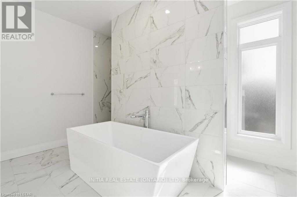 184 Sandpiper Dr, Sarnia, Ontario  N7S 0E7 - Photo 19 - X8287270