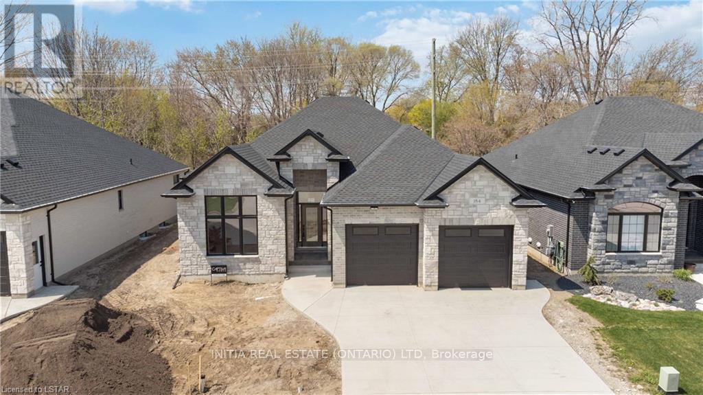 184 Sandpiper Dr, Sarnia, Ontario  N7S 0E7 - Photo 2 - X8287270