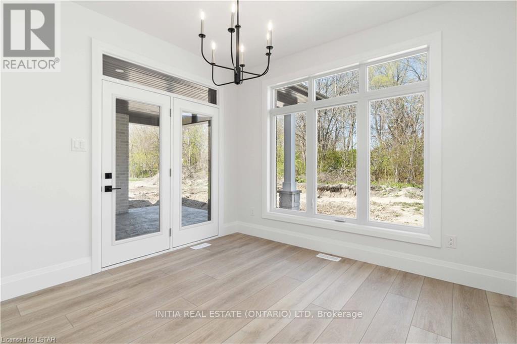 184 Sandpiper Dr, Sarnia, Ontario  N7S 0E7 - Photo 32 - X8287270