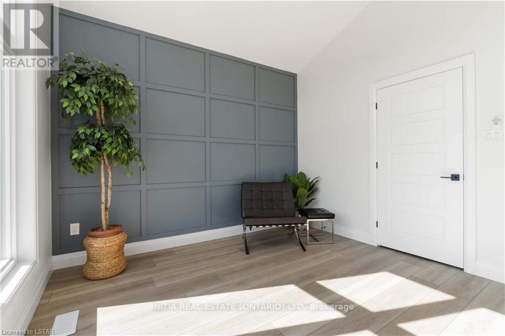 184 Sandpiper Dr, Sarnia, Ontario  N7S 0E7 - Photo 35 - X8287270