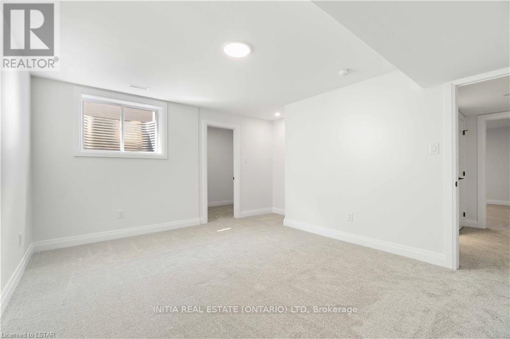 184 Sandpiper Dr, Sarnia, Ontario  N7S 0E7 - Photo 36 - X8287270