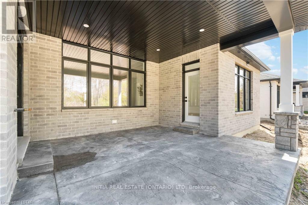 184 Sandpiper Dr, Sarnia, Ontario  N7S 0E7 - Photo 6 - X8287270