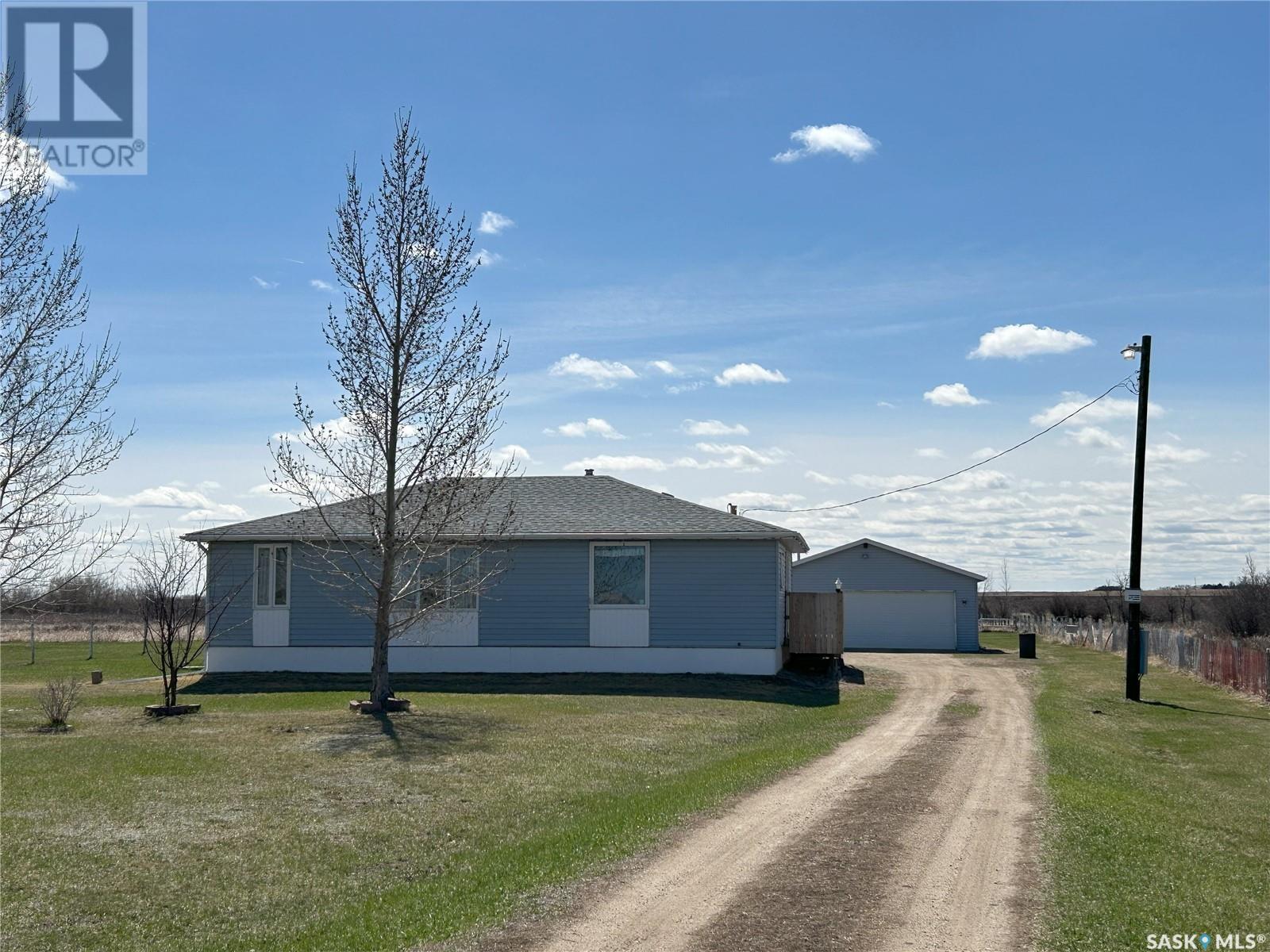 Davey Acreage, Vanscoy Rm No. 345, Saskatchewan  S7K 3J6 - Photo 1 - SK967704