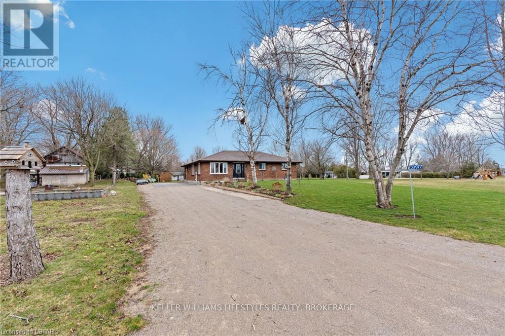 33977 Queen Street, Bluewater, Ontario  N0M 2T0 - Photo 5 - X8286548