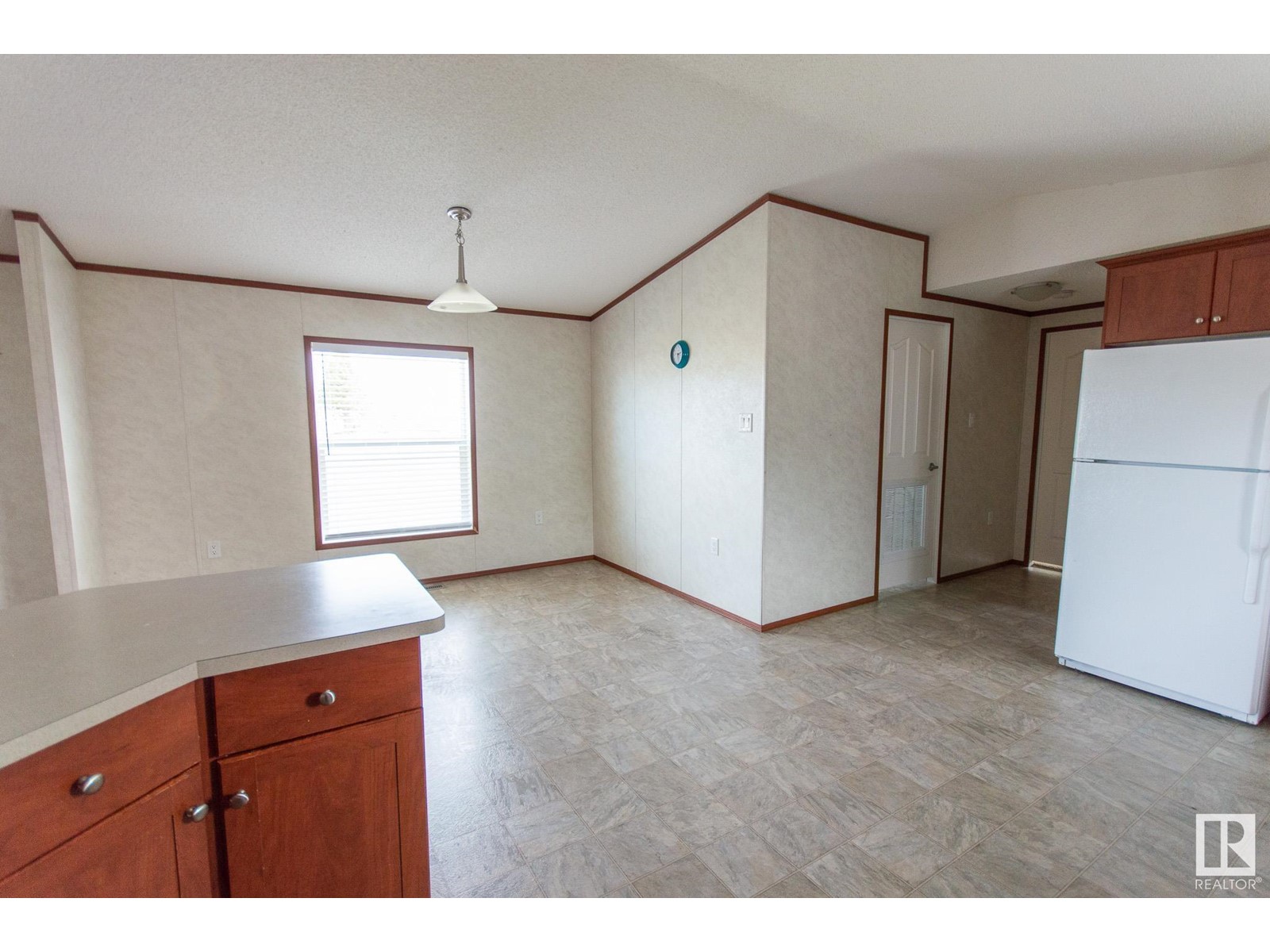 5016 50 Av, Fort Kent, Alberta  T0A 1H0 - Photo 8 - E4384551