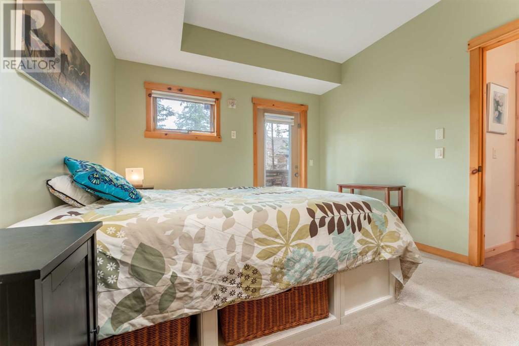 215, 107 Armstrong Place Canmore