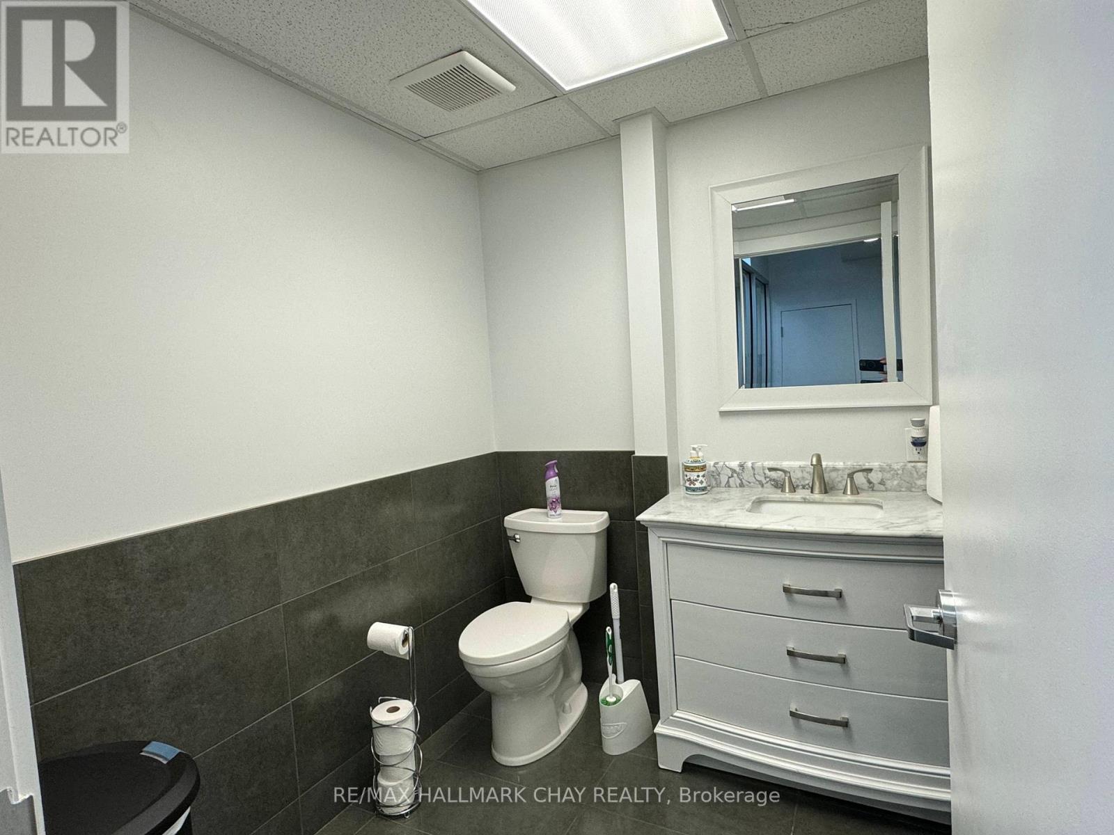 1 - 57 Collier Street, Barrie, Ontario  L4M 1G7 - Photo 22 - S8294724