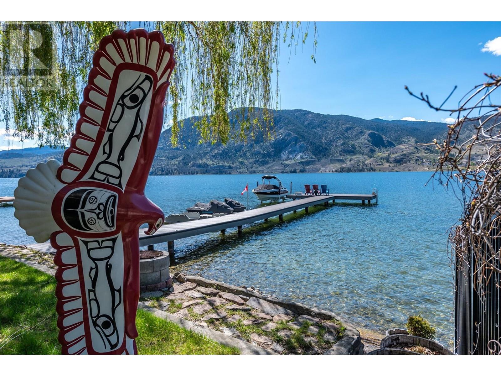 4021 Lakeside Road Penticton