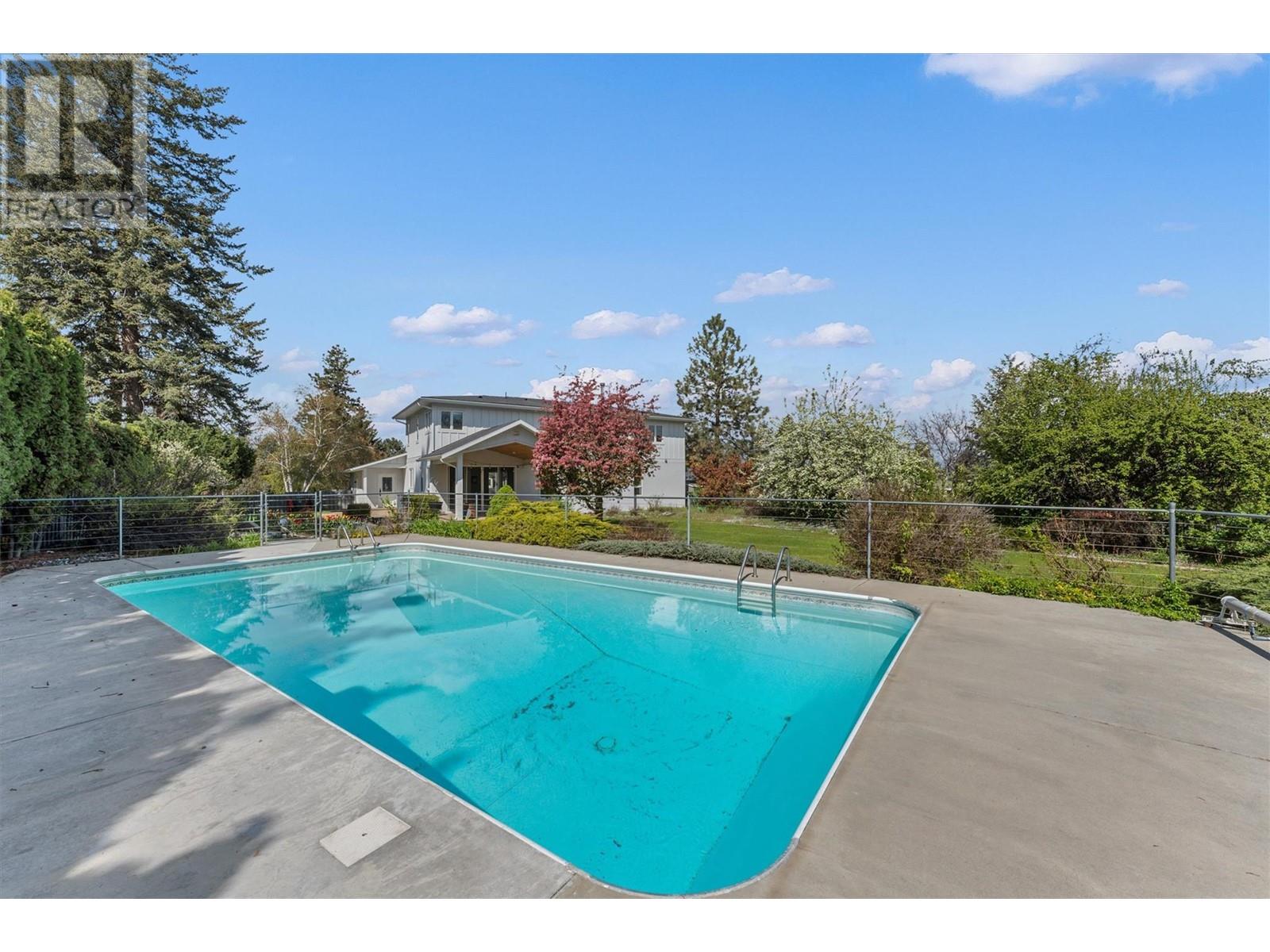 4715 Parkridge Drive Kelowna