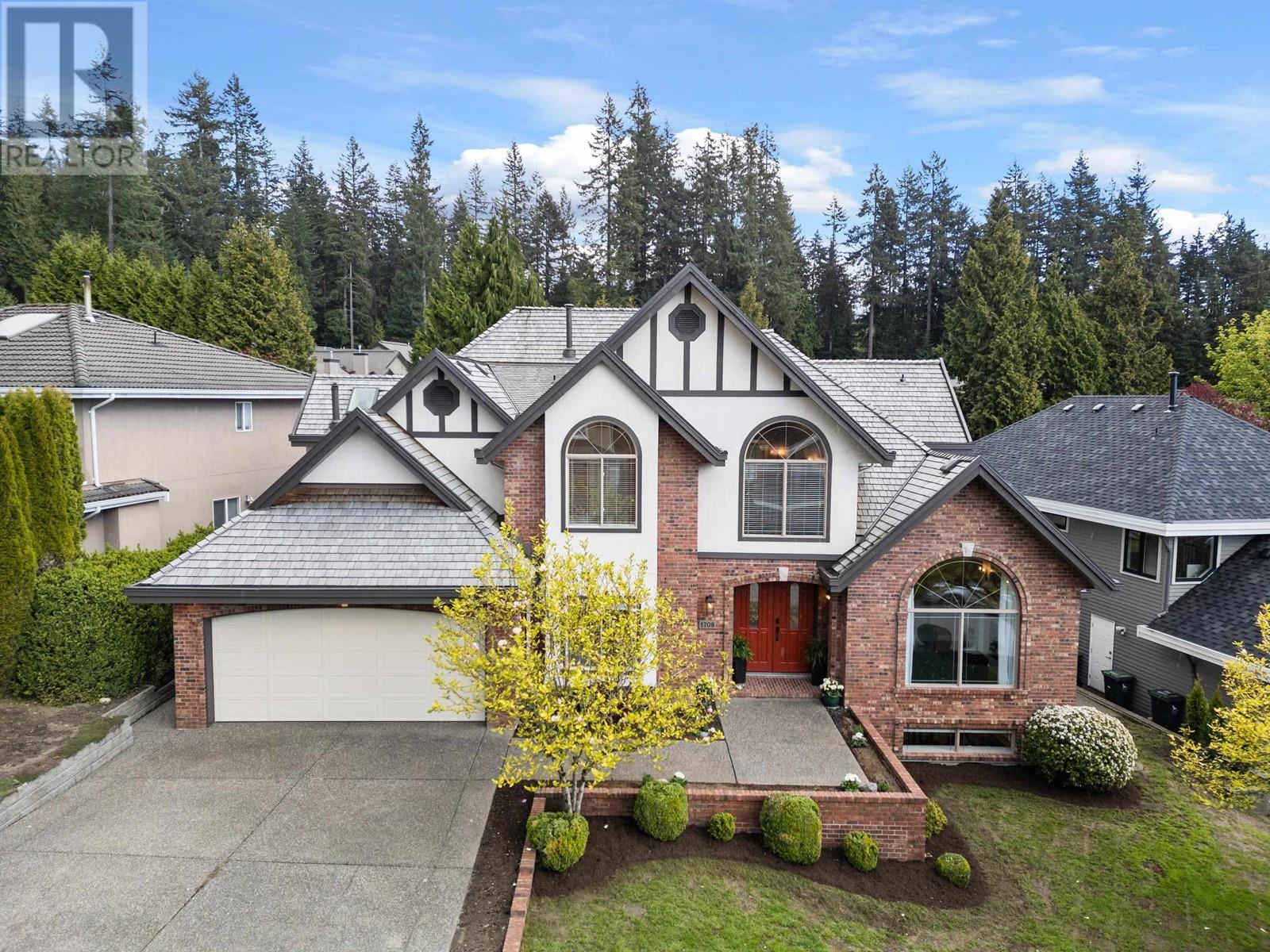 <h3>$2,899,000</h3><p>1708 Orkney Place, North Vancouver, British Columbia</p>