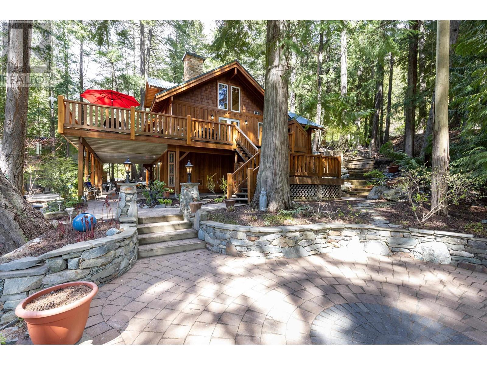 9213 Pemberton Portage Road, Pemberton, British Columbia  V0N 1L0 - Photo 36 - R2877940