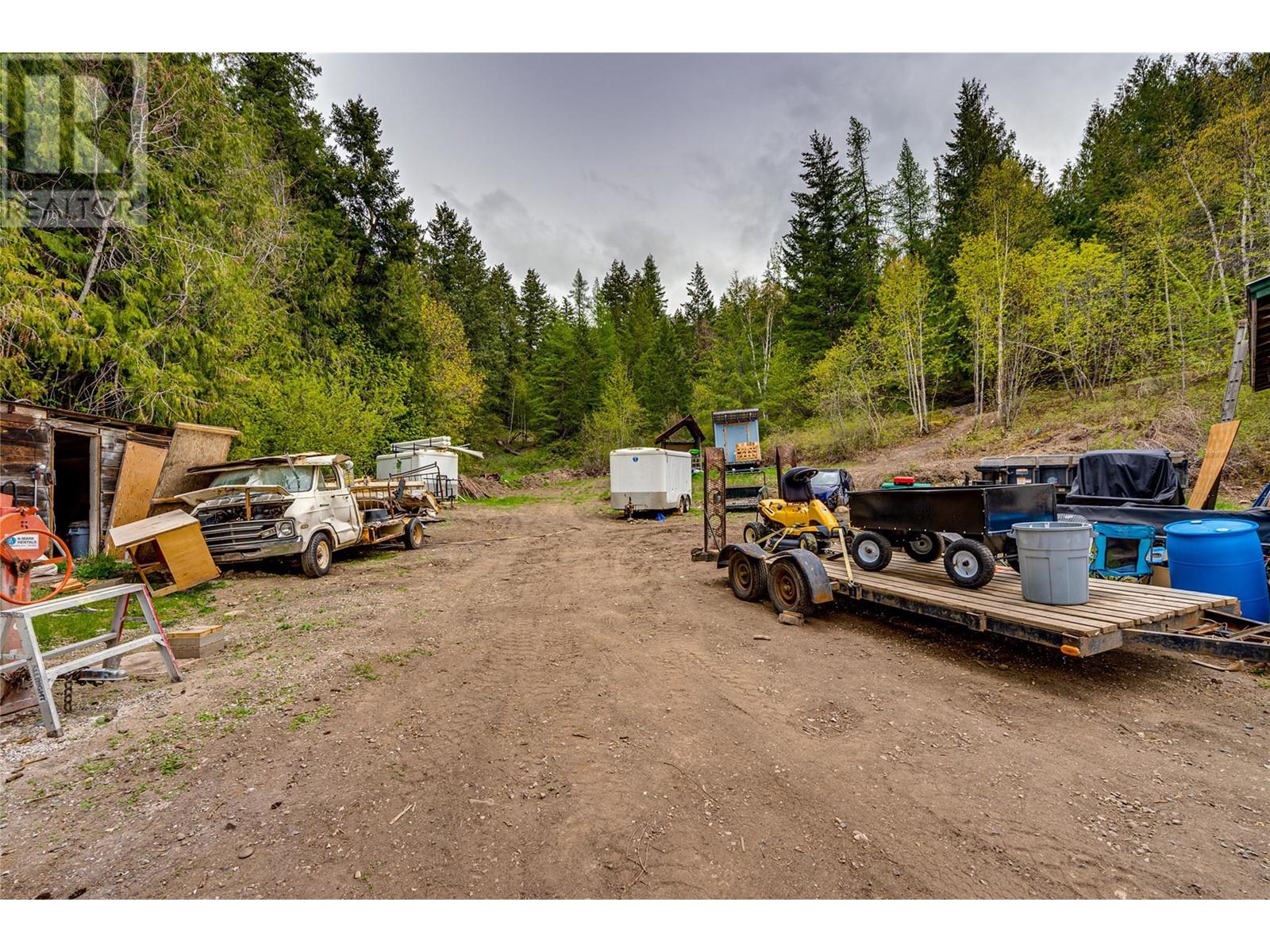 2092 Powerhouse Road, Spallumcheen, British Columbia  V0E 1B8 - Photo 29 - 10311385