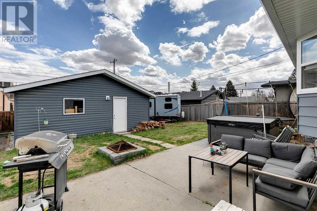 9944 Warren Road Se, Calgary, Alberta  T2J 1G7 - Photo 32 - A2127534