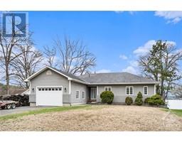 910 BAYVIEW DRIVE Constance Bay
