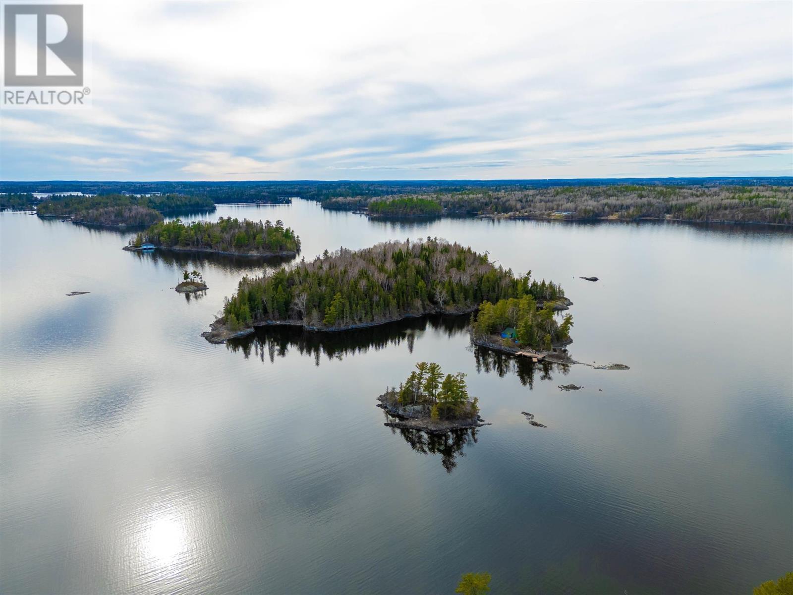 Island D49, Matheson Bay, Lake Of The Woods, Kenora, Ontario  P0X 1H0 - Photo 30 - TB233564