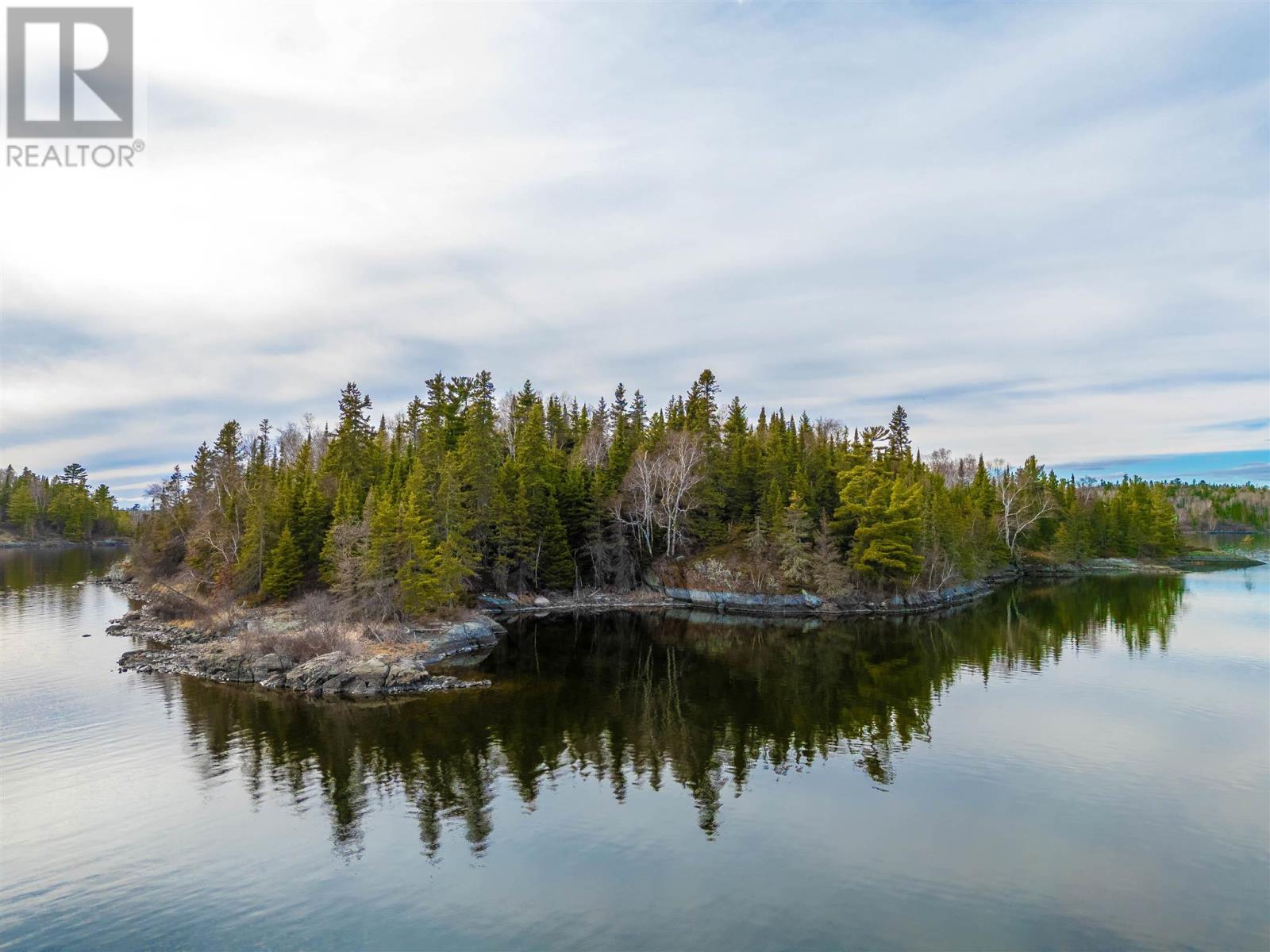 Island D49, Matheson Bay, Lake Of The Woods, Kenora, Ontario  P0X 1H0 - Photo 5 - TB233564