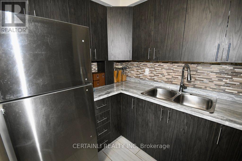 #4 -71 Parkside Dr, St. Thomas, Ontario  N5R 3V1 - Photo 12 - X8292952