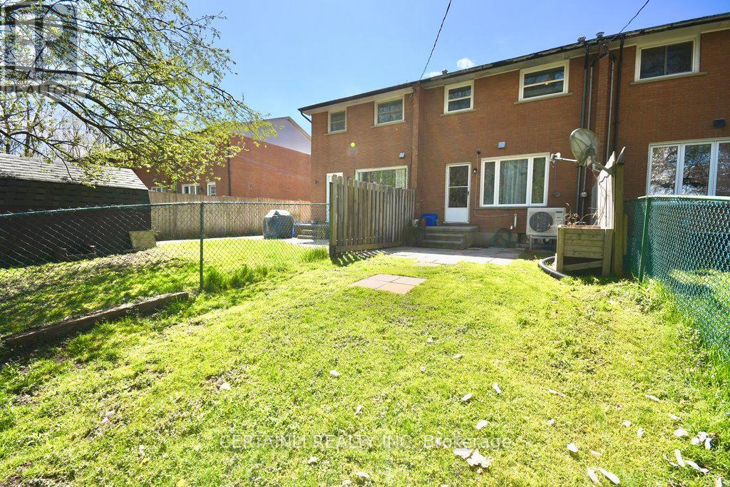 #4 -71 Parkside Dr, St. Thomas, Ontario  N5R 3V1 - Photo 5 - X8292952