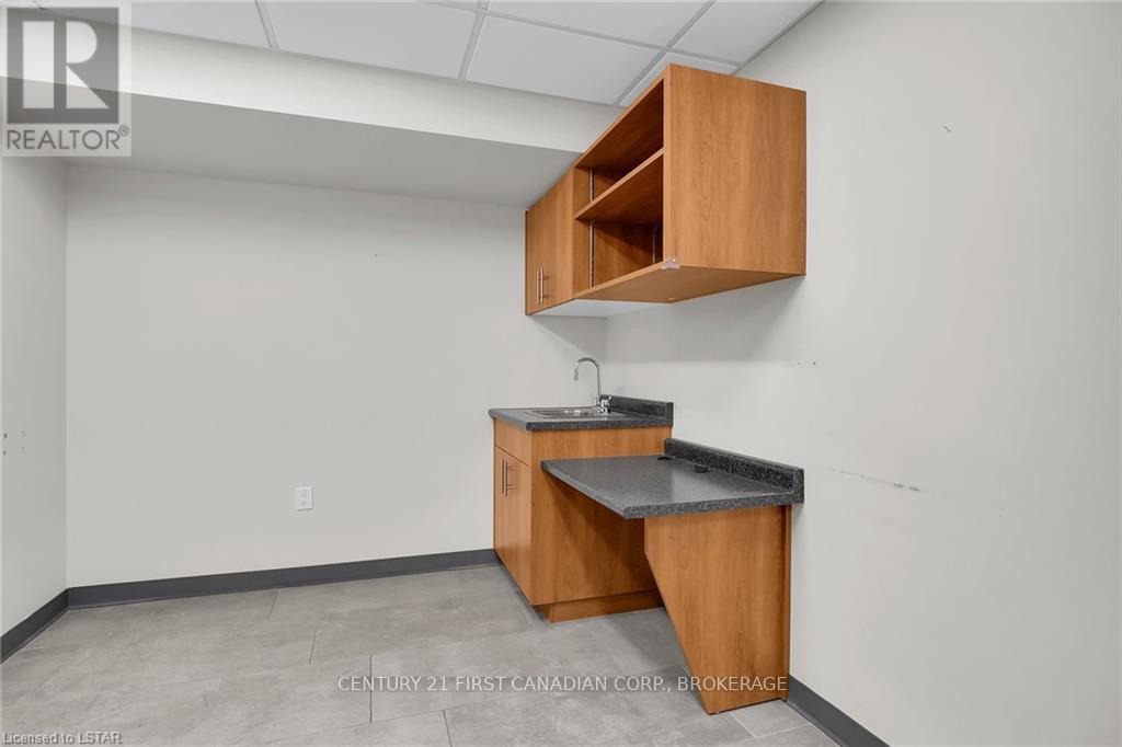 #104 -1807 Wonderland Rd N, London, Ontario N6G 5C2 - Photo 16 - X8286444