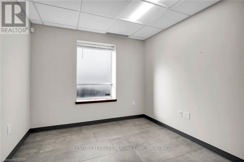 #104 -1807 Wonderland Rd N, London, Ontario N6G 5C2 - Photo 18 - X8286444