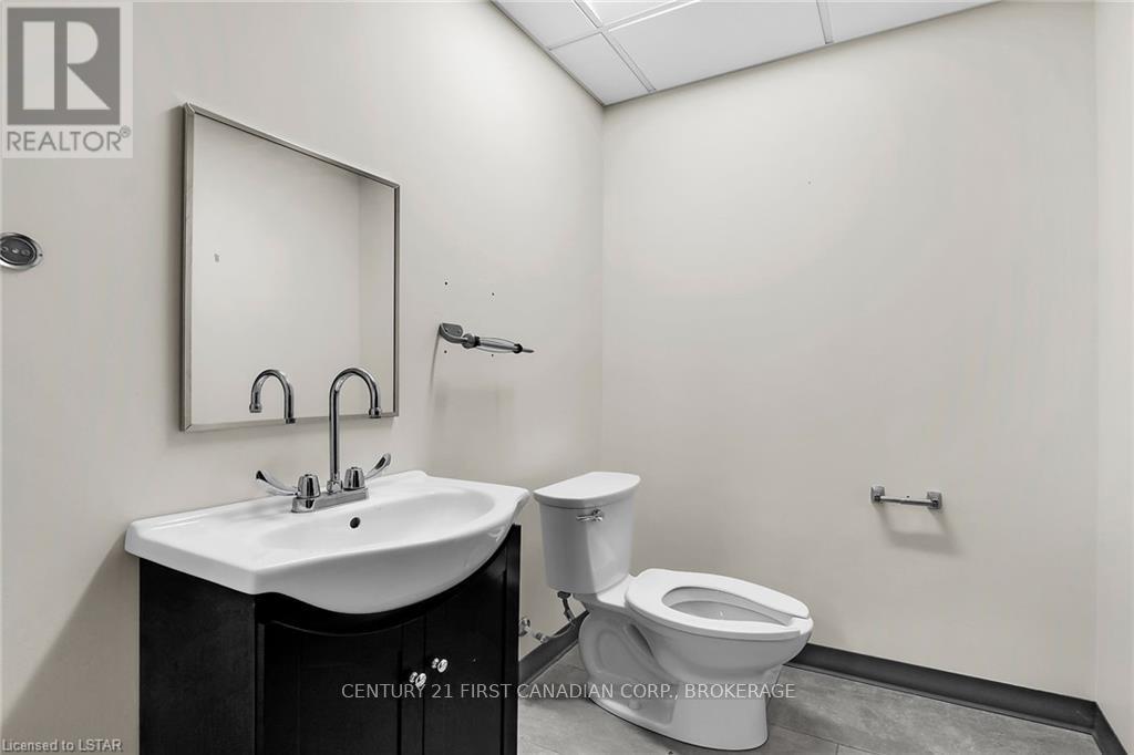 #104 -1807 Wonderland Rd N, London, Ontario N6G 5C2 - Photo 24 - X8286444