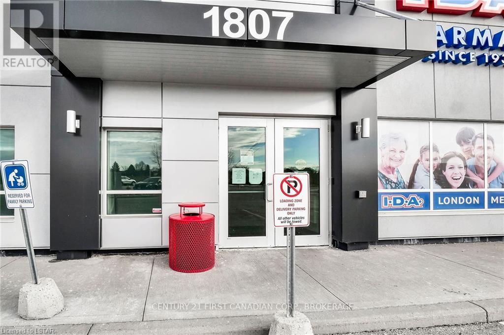 #104 -1807 Wonderland Rd N, London, Ontario N6G 5C2 - Photo 3 - X8286444