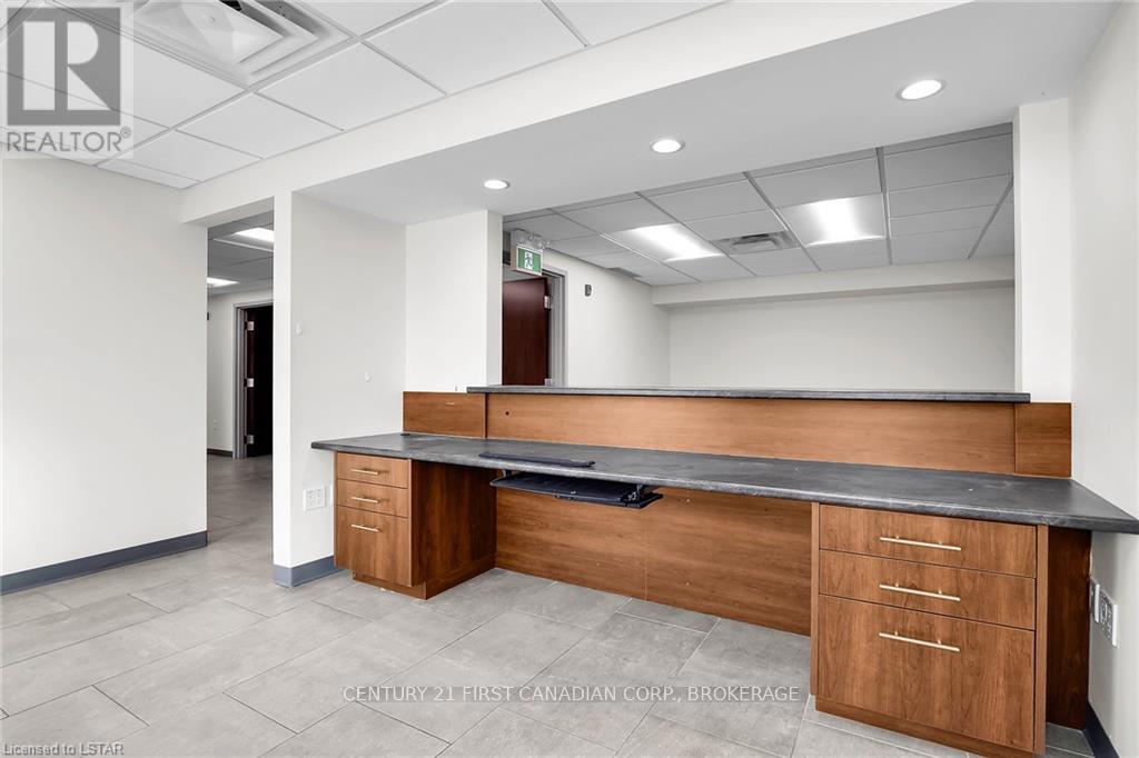 #104 -1807 Wonderland Rd N, London, Ontario N6G 5C2 - Photo 8 - X8286444