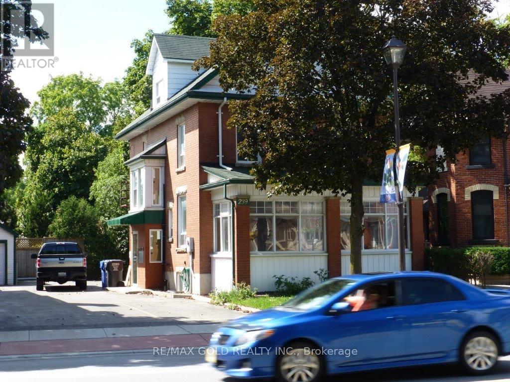 239 Main Street N, Brampton, Ontario  L6X 1N3 - Photo 2 - W8295182