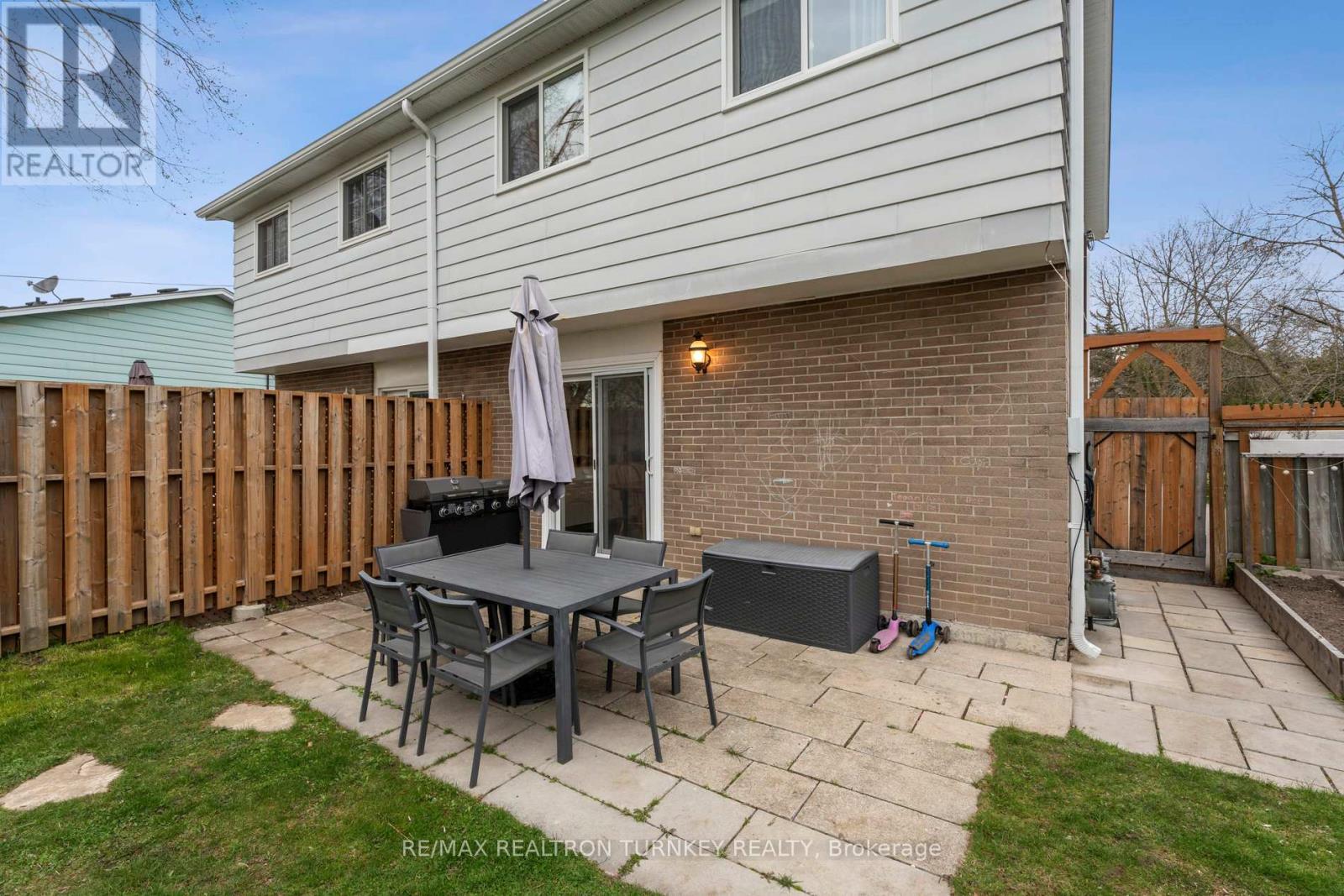765 Sunnypoint Dr, Newmarket, Ontario  L3Y 2Z7 - Photo 32 - N8268066
