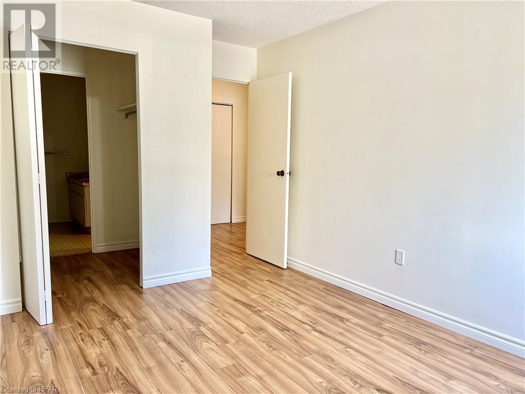 97 Huron Street Unit# 105, Stratford, Ontario  N5A 5S7 - Photo 14 - 40581046