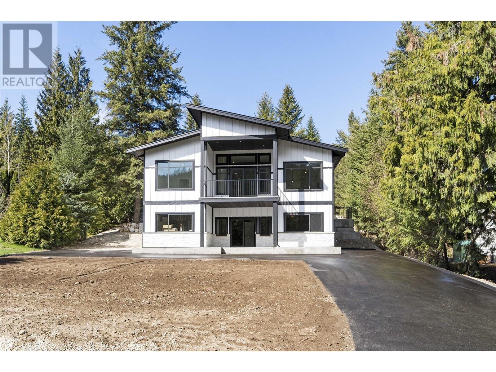 2811 Mountview Drive Blind Bay