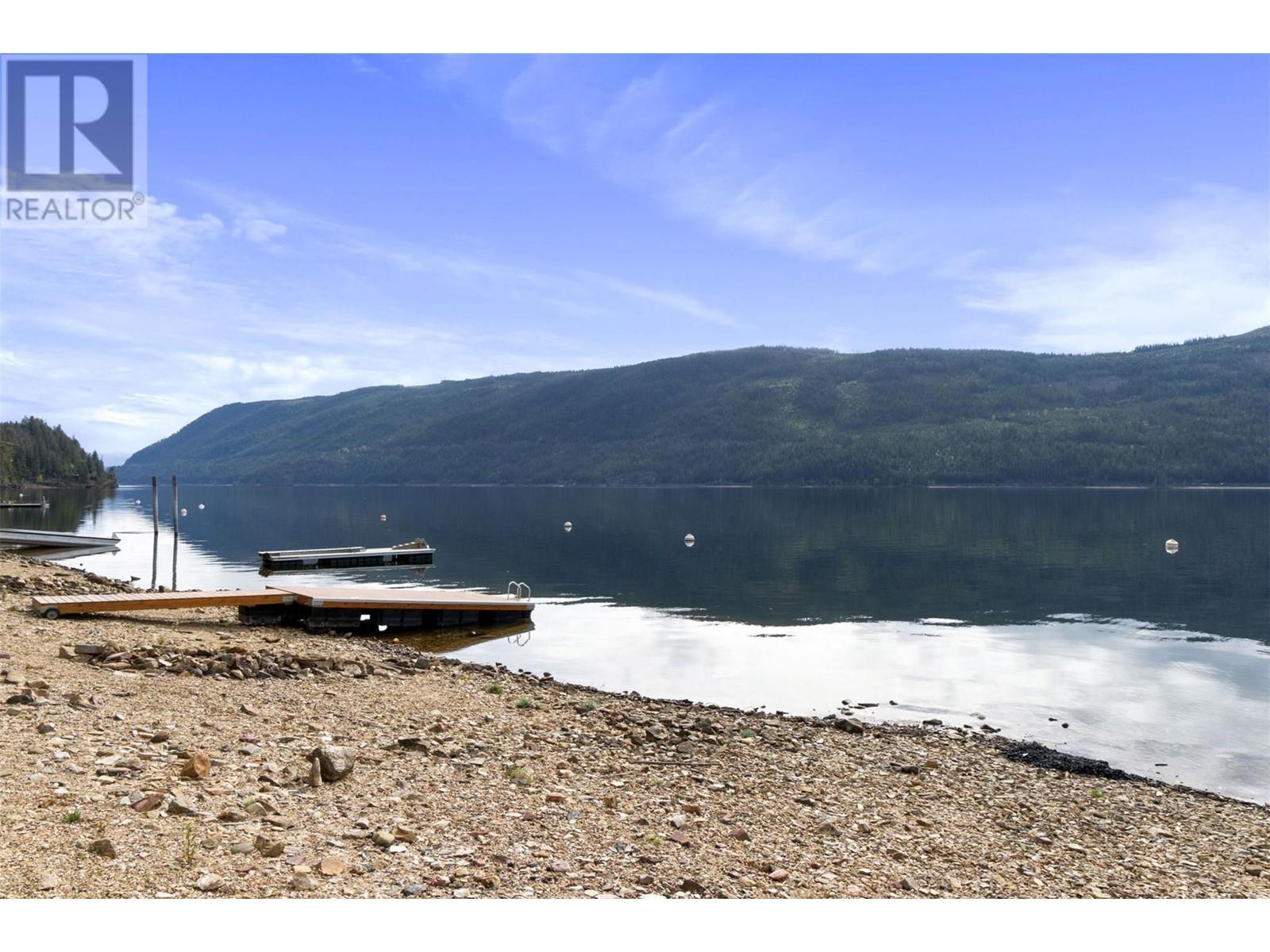 6432 Sunnybrae Canoe Point Road, Tappen, British Columbia  V0E 2X0 - Photo 23 - 10311808