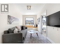 #301 -930 ST CLAIR AVE W