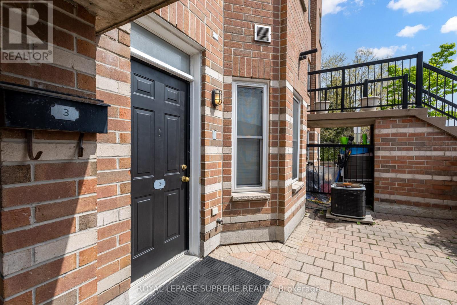 3 - 760 Lawrence Avenue W, Toronto, Ontario  M6A 3E7 - Photo 6 - W8298488