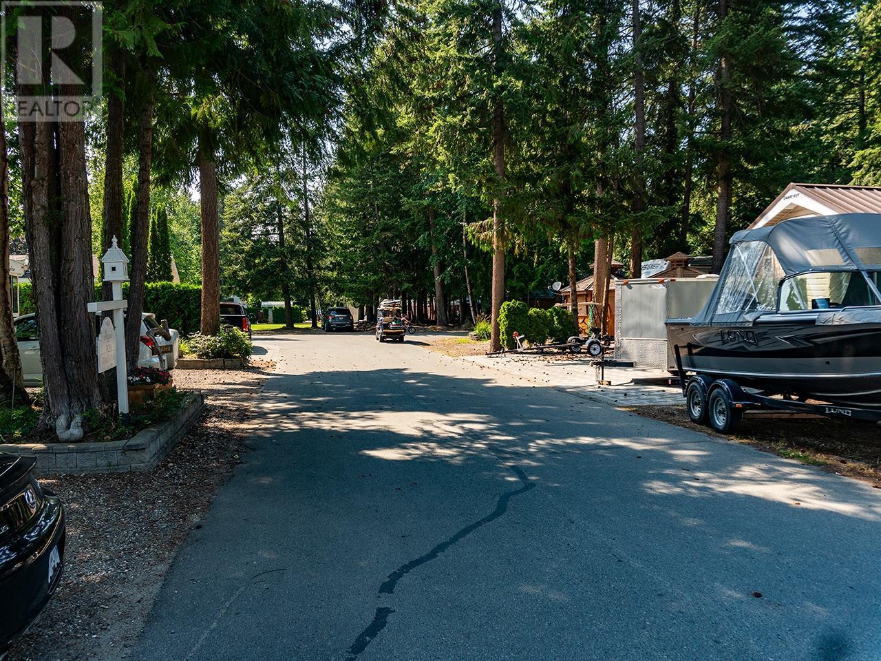 3980 Squilax-Anglemont Road Unit# 309, Scotch Creek, British Columbia  V0E 1M5 - Photo 13 - 10312868