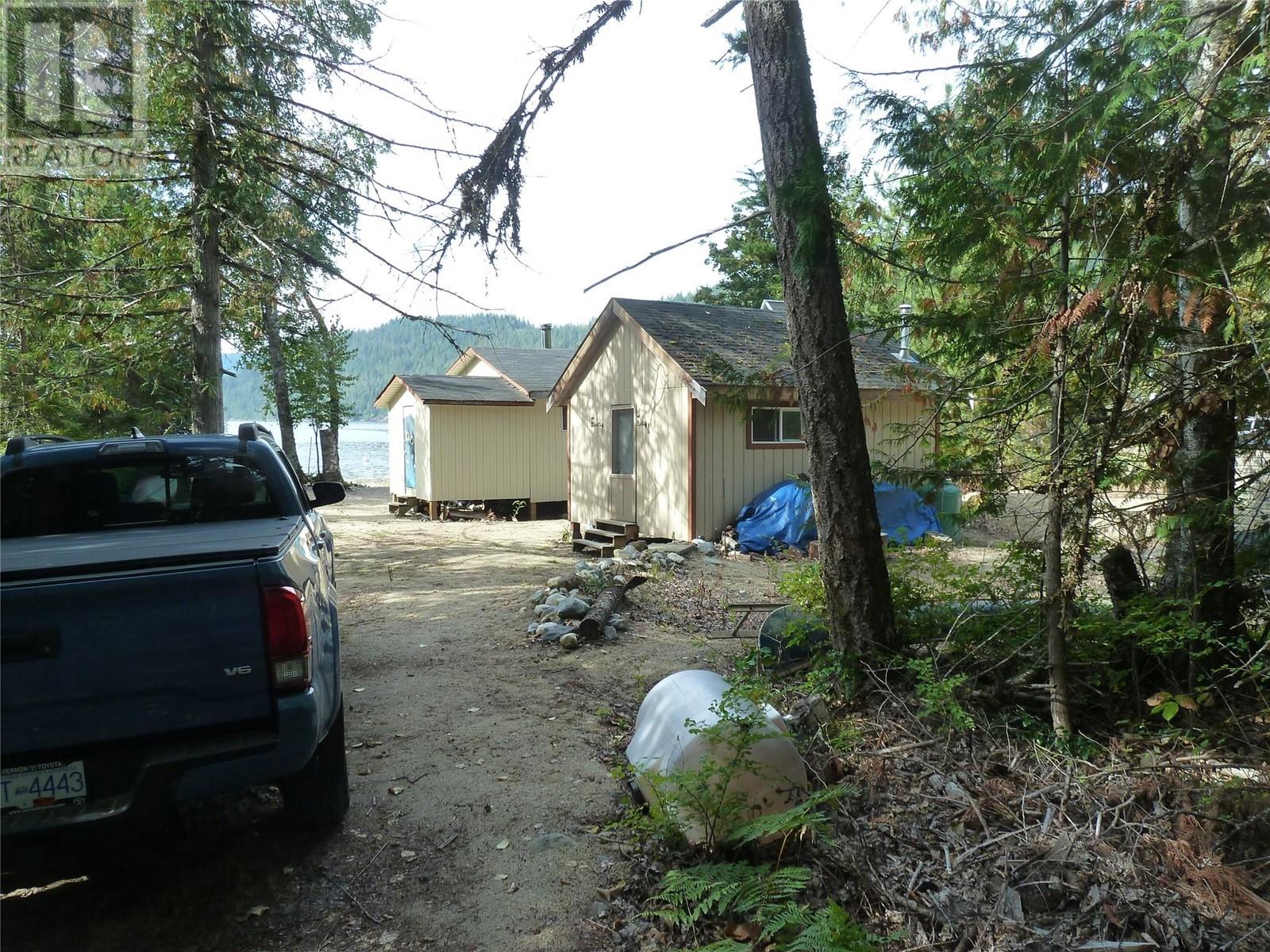 16900 Mabel Lake Forest Service Road Unit# 6 Lumby