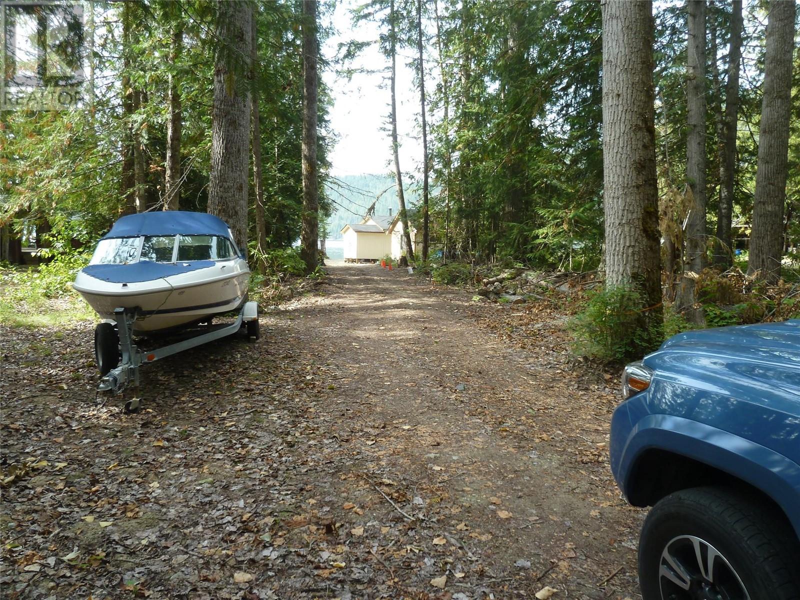 16900 Mabel Lake Forest Service Road Unit# 6, Lumby, British Columbia  V0E 2G0 - Photo 22 - 10311812